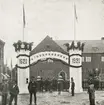 Vänersborg. Norra skolan.  Jubileumsutställningen 1920. Portal, entré