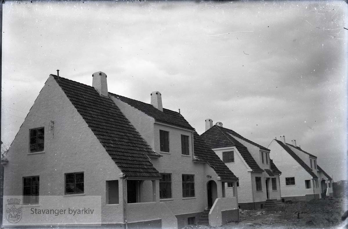 Hus på Buøy..Rosenberg Mekaniske Verksted