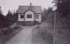 Drevvikstrands telefonstation. År 1942.