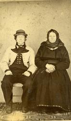 Parbilete av Kittil og Mari Espedalen