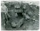 Badelunda sn, Tibble.
Utgrävning, fornlämning. 1922.