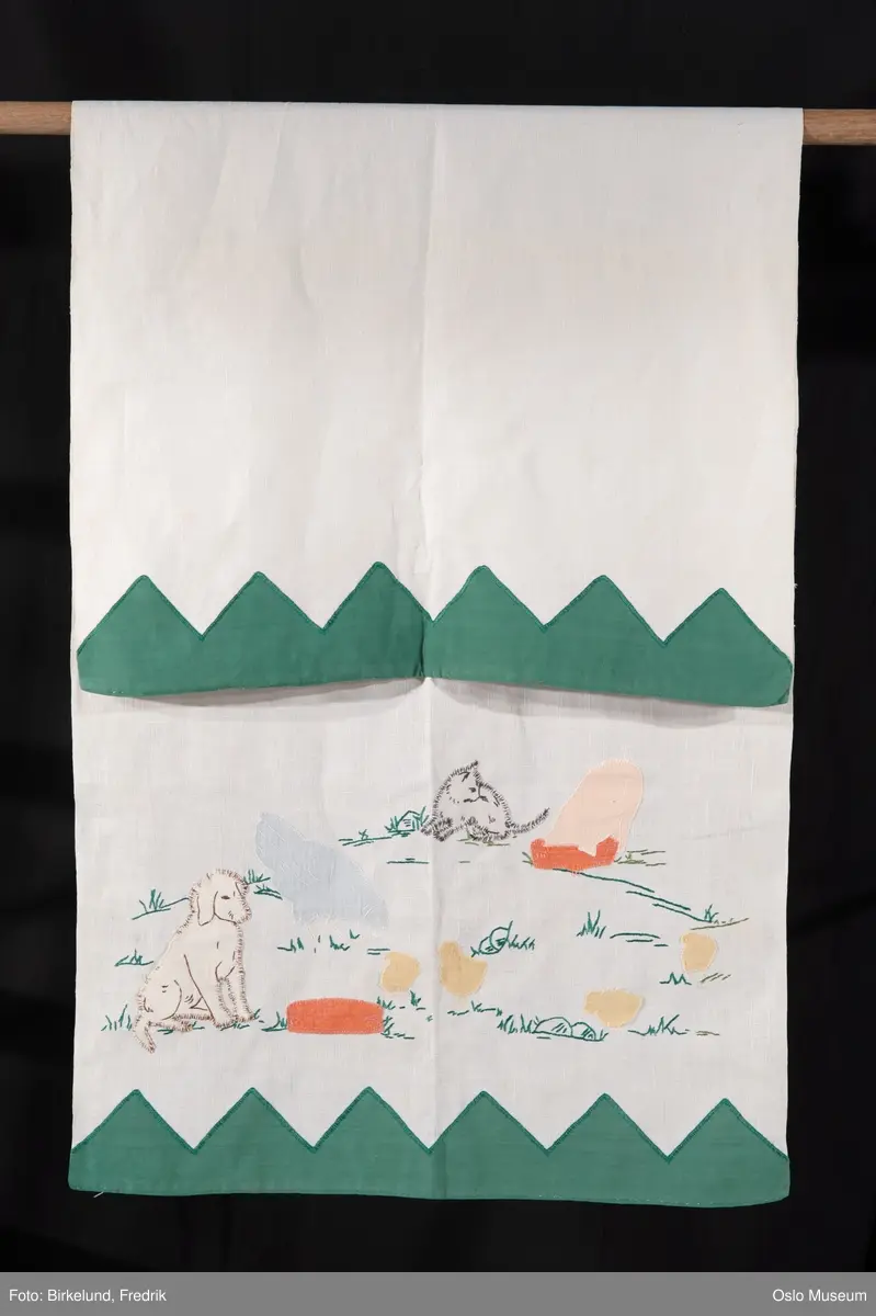 Hund,katt,gris,kylling&høneiGrønt,hvitt,gult,grå