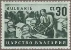 Frimärke ur Gösta Bodmans filatelistiska motivsamling, påbörjad 1950.
Frimärke från Bulgarien, 1941. Motiv av honungsskörd i Bulgarien. Bikupor tömmas.