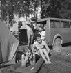 Diverse bilder, 1958.
Badplats, camping.