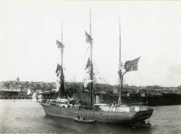 Bark 'Fraternitas' (b.1871, Gjømle værft (Nils Ribe), Fjære,