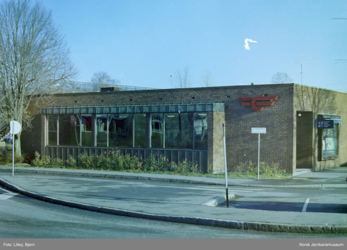 Stasjonsbygningen på Porsgrunn stasjon