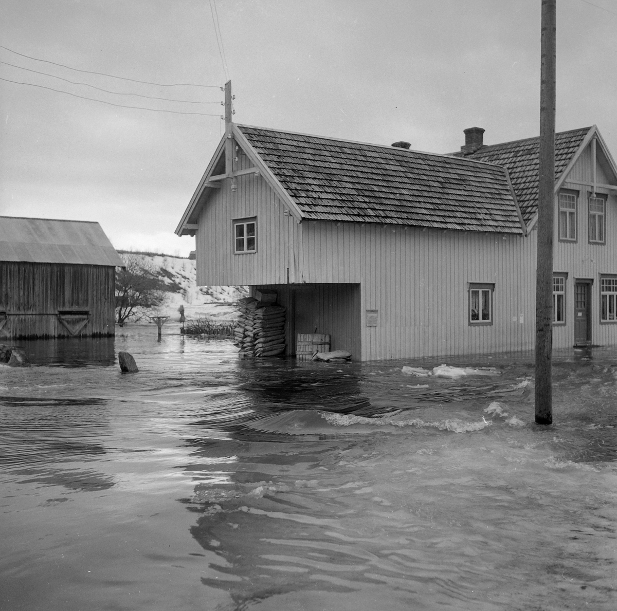 Flom og isgang ved Rolset i Selbu (kopi)