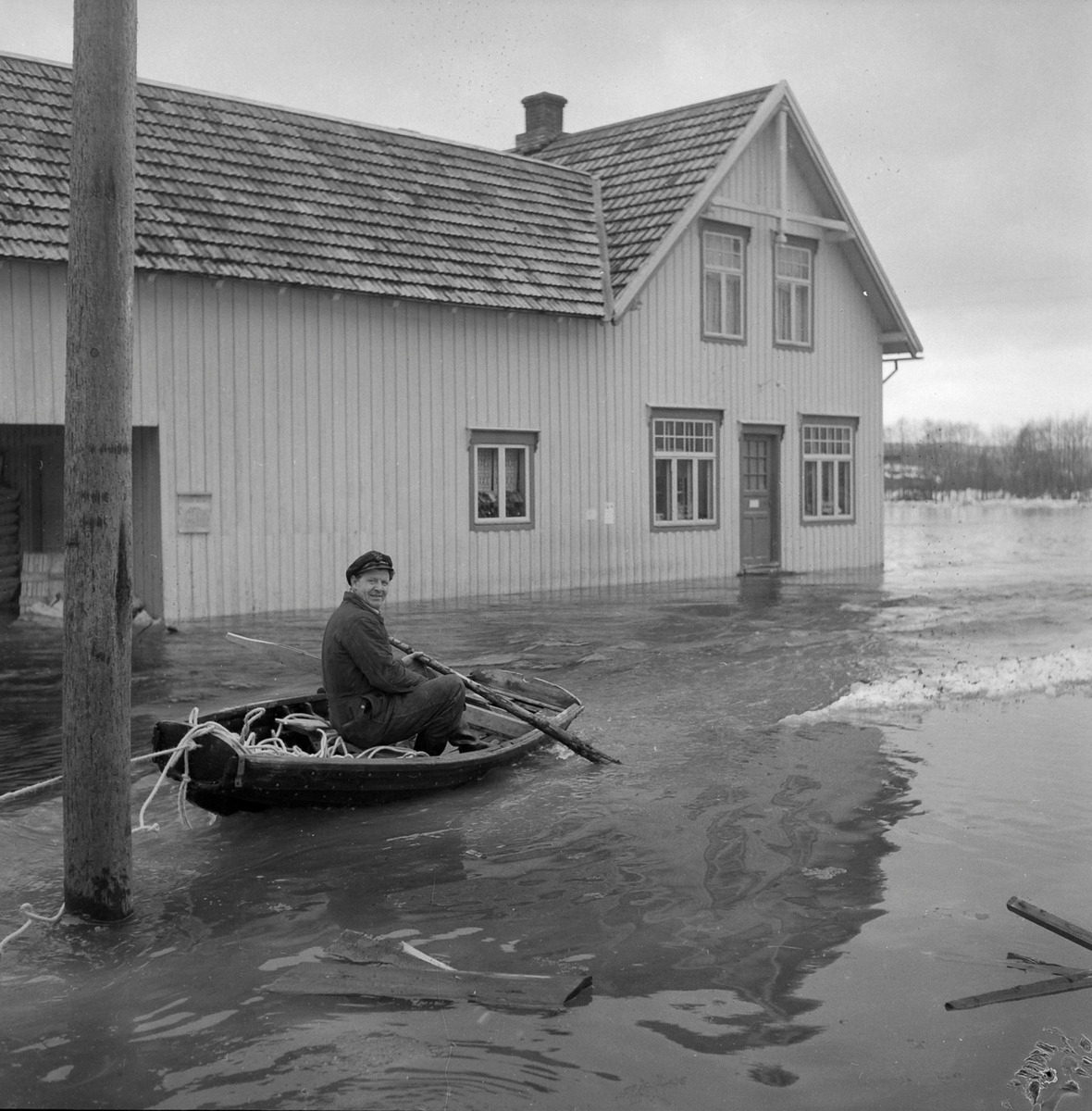 Flom og isgang ved Rolset i Selbu (kopi)