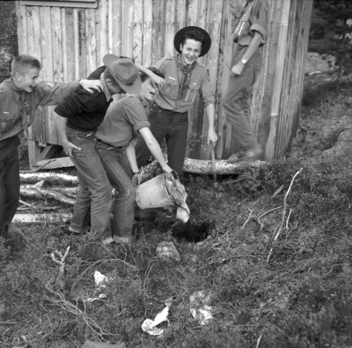 Speidarar på hyttetur til Speidarhytta i Skjeggedal.