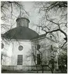 Kung Karl sn, Kungsör.
Exteriör av Kung Karls kyrka.