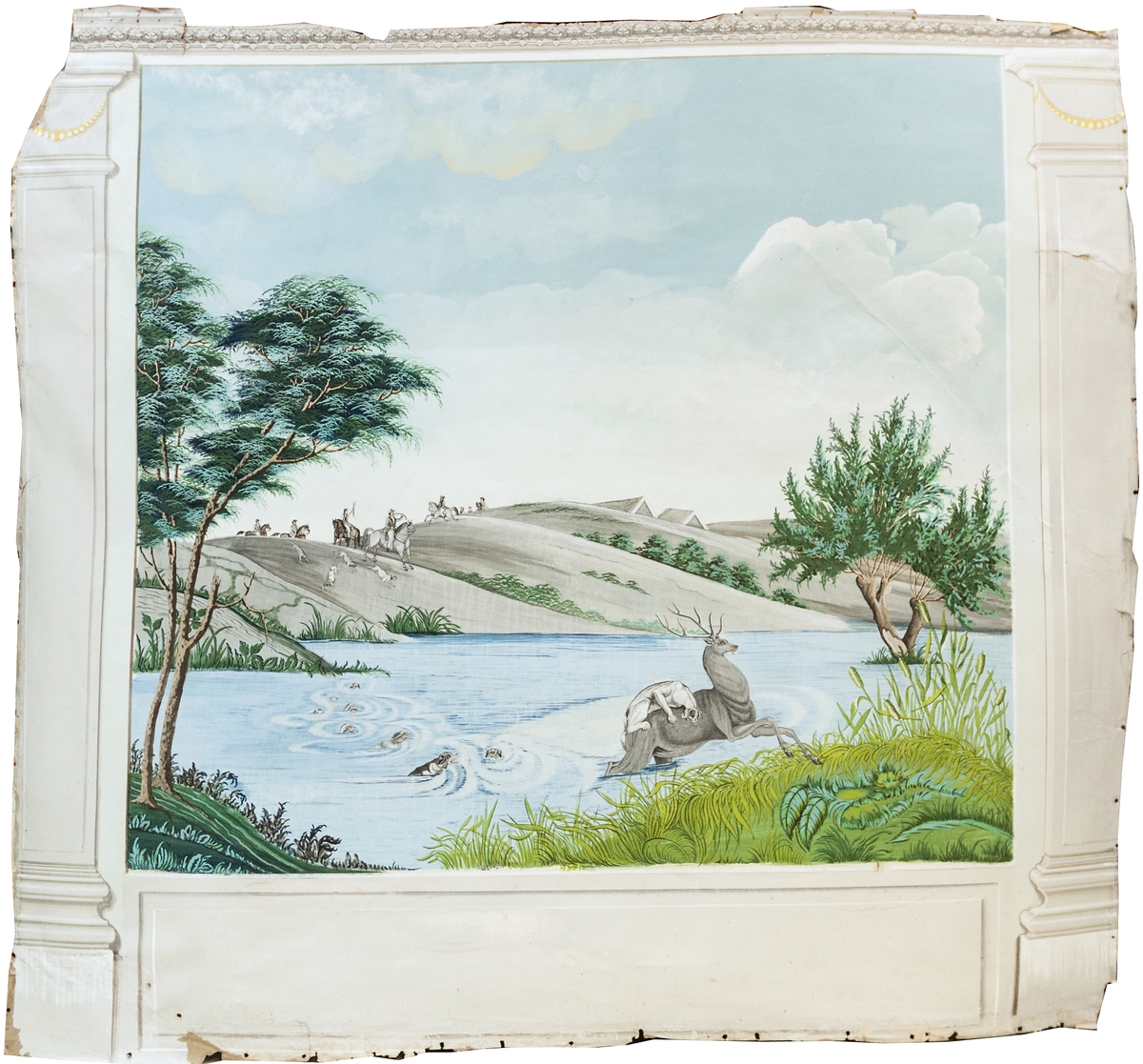 Del av väggmålning. Limfärg på papp. Två pilastrar och målat väggfält. Jaktscen med hundar som förföljer en hjort samt man till häst på berghällar i bakgrunden.