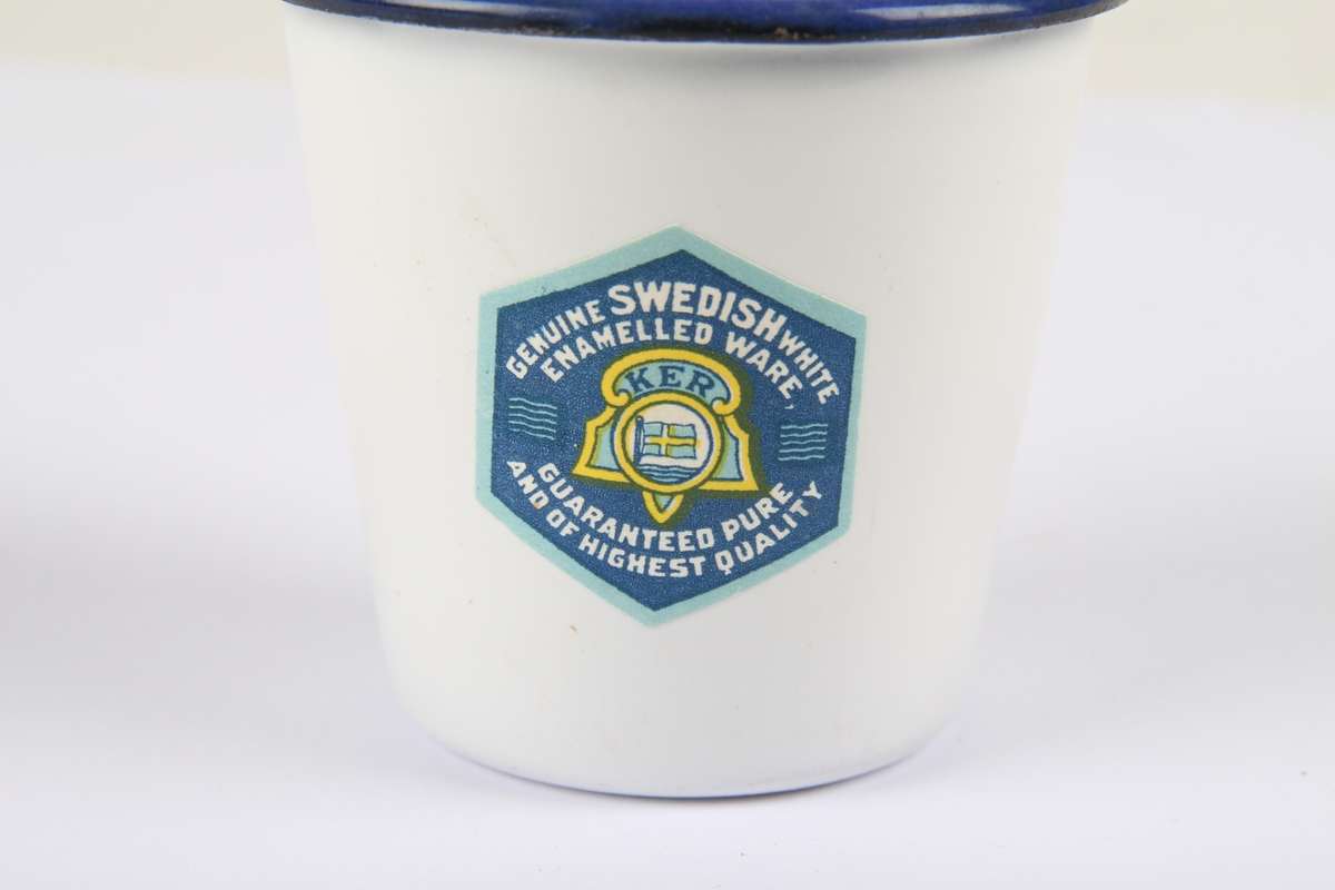 Lite målebeger med ulike mål.