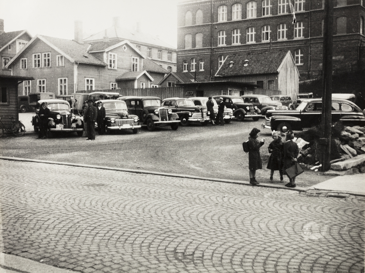 Sørhauggaten sett mot nordøst, mai 1949.