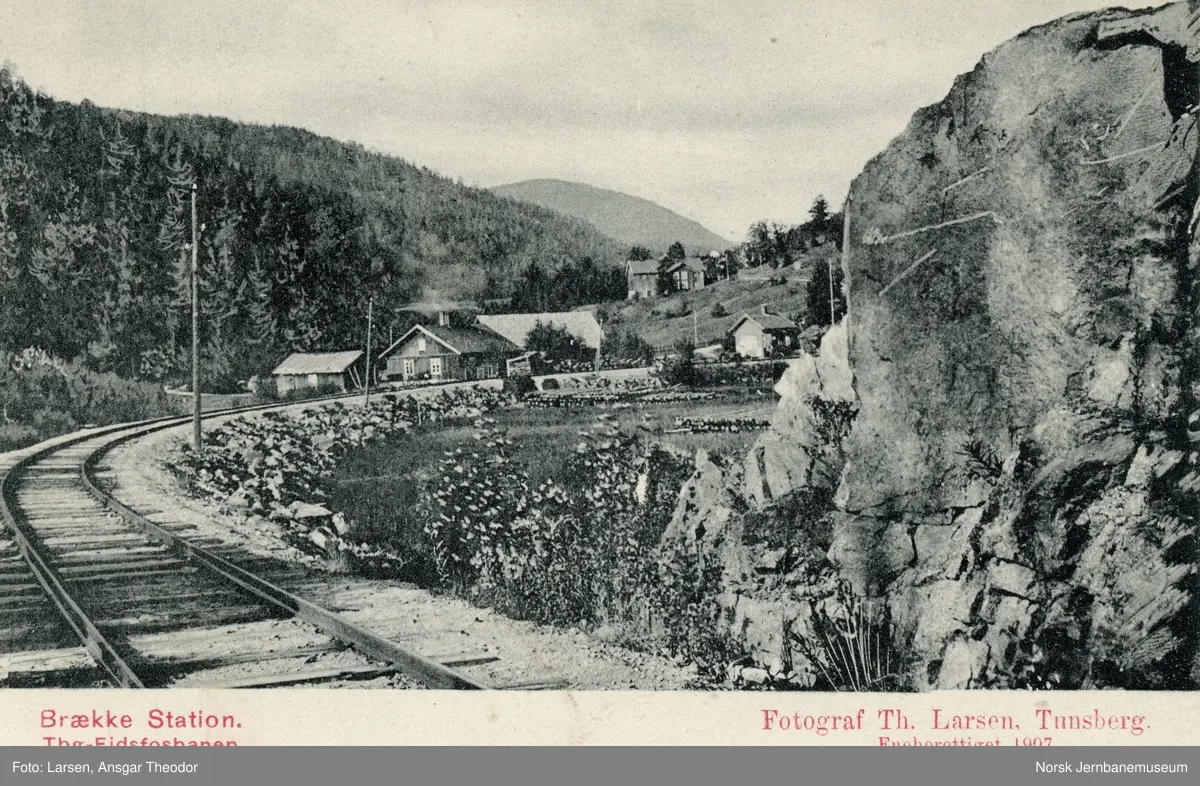 Brække stoppested fra 1920 Stubben) på Tønsberg-Eidsfossbanen.