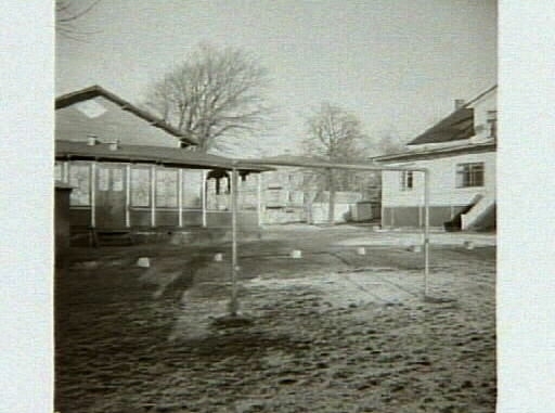 "Restaurang Gillet, kv Trädgården 6, och biljarden skall rivas för Kooperativa Domus." Artikel i samband med bilderna publicerad i Varbergs Tidning 1959-02-06.