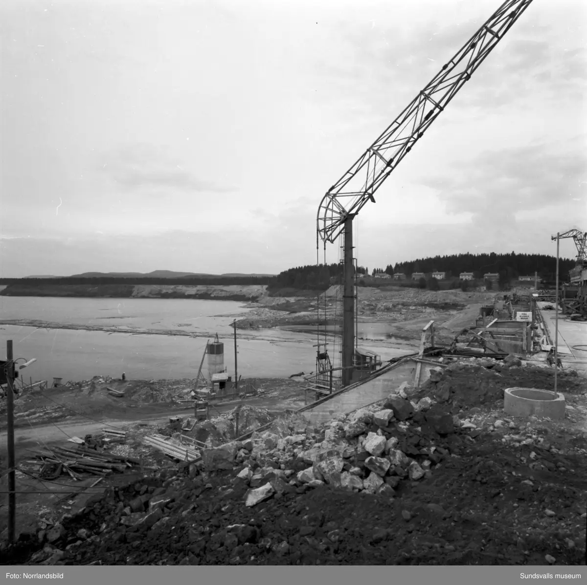 Dämningsområden i Bergeforsen i samband med bygget av kraftverket.