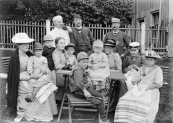 Övre raden: Nils Gustav Swedlund, Pelle Swedlund, Gustav Hol