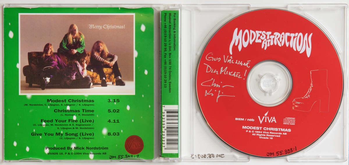 CD-skiva, musik med gruppen Modest Attraction. Skiva i tvådelat, hårt palstfodral med inlaga i framsidan.

Innehåll
1. Modest Christmas
2. Christmas Time
3. Feed Your Fire (Live)
4. Give You My Song (Live)

JM 55303:1, Skiva
JM 55303:2, Inlaga
JM 55303:3, Fodral