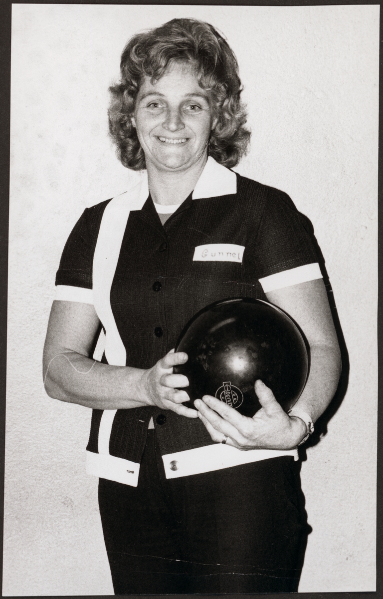 Gunnel Rothök, vinnare i bowlingens damklass vid GRÄNGES-mästerskapen 1975.