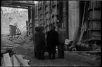 Män från Stockholm stadsbyggnadskontoret tunnel vid tunnelbanebygget i Stockholm 1946.