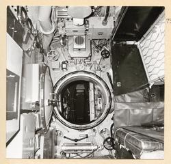 Manöverrum. Off.rum och förl.skott. 878-22