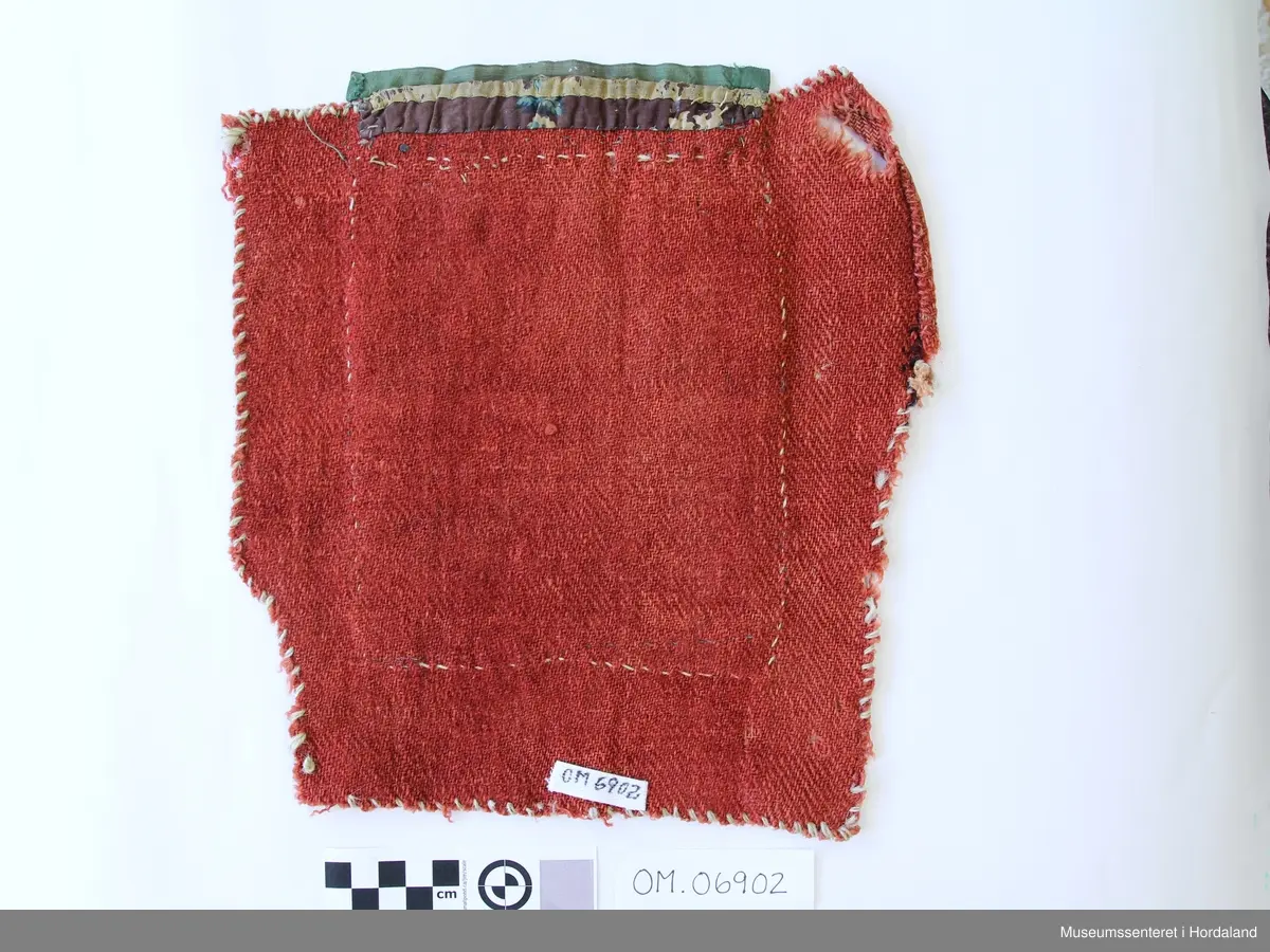 grønn silkebord øverst, gullband