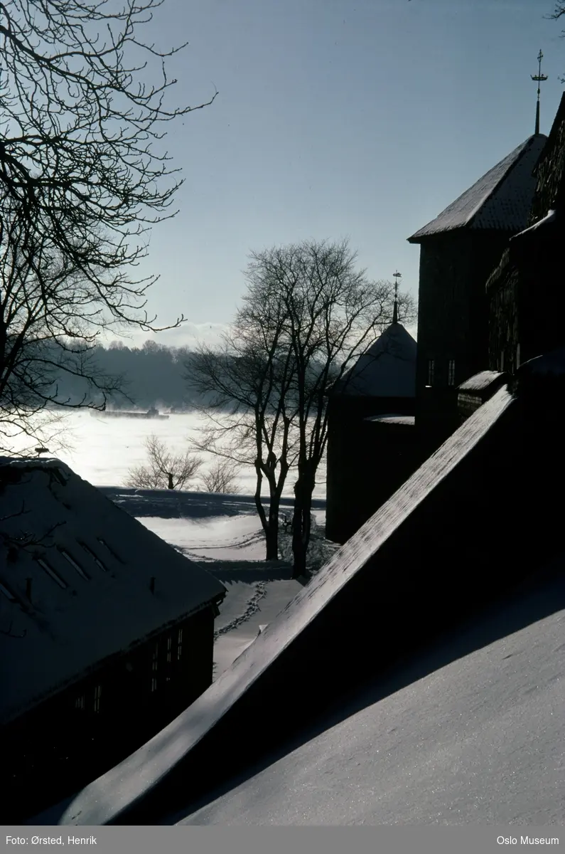 Akershus festning, snø, utsikt, fjord, frostrøyk