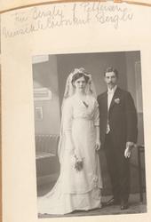 Bryllupsportrett av ekteparet Bergli.