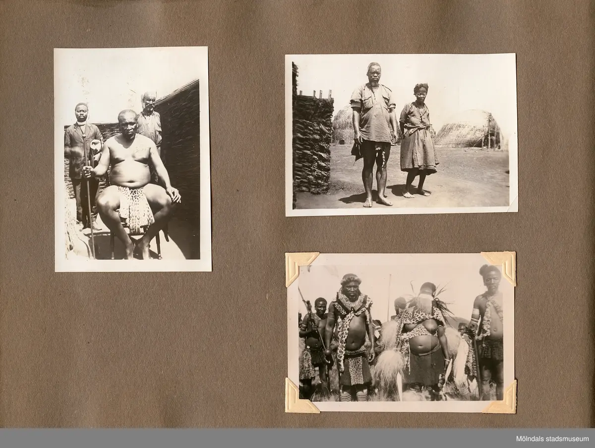 Fotografialbum som tillhört missionären Helga Andreasson. Albumet börjar med bilder från Roodeport 1932.

Helga Andreasson växte upp i Mölndal och efter avslutad skolgång utbildade hon sig till sjuksköterska och diakonissa vid Bräcke diakonianstalt. År 1931 reste hon ut till Zululand i Sydafrika och arbetade där som missionär för Svenska Kyrkans Mission. I närmare 40 år kom Helga Andreasson att arbeta i Sydafrika med kyrka och mission. 

Givaren Lilly Nygren är syster till Helga Andreasson, som var äldsta systern i en barnskara av sex.
Foton, diabilder, böcker mm. efter Helga Andreasson finns förvarade i Föreningsarkivet i Mölndal.