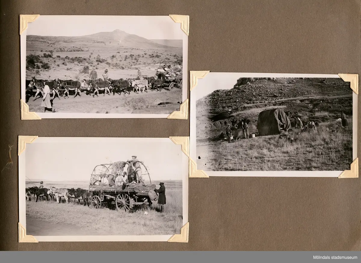 Fotografialbum som tillhört missionären Helga Andreasson. Albumet börjar med bilder från Roodeport 1932.

Helga Andreasson växte upp i Mölndal och efter avslutad skolgång utbildade hon sig till sjuksköterska och diakonissa vid Bräcke diakonianstalt. År 1931 reste hon ut till Zululand i Sydafrika och arbetade där som missionär för Svenska Kyrkans Mission. I närmare 40 år kom Helga Andreasson att arbeta i Sydafrika med kyrka och mission. 

Givaren Lilly Nygren är syster till Helga Andreasson, som var äldsta systern i en barnskara av sex.
Foton, diabilder, böcker mm. efter Helga Andreasson finns förvarade i Föreningsarkivet i Mölndal.