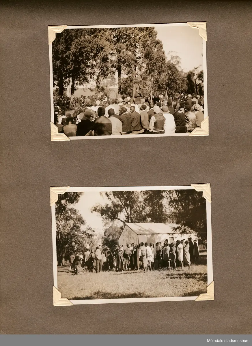 Fotografialbum som tillhört missionären Helga Andreasson. Albumet börjar med bilder från Roodeport 1932.

Helga Andreasson växte upp i Mölndal och efter avslutad skolgång utbildade hon sig till sjuksköterska och diakonissa vid Bräcke diakonianstalt. År 1931 reste hon ut till Zululand i Sydafrika och arbetade där som missionär för Svenska Kyrkans Mission. I närmare 40 år kom Helga Andreasson att arbeta i Sydafrika med kyrka och mission. 

Givaren Lilly Nygren är syster till Helga Andreasson, som var äldsta systern i en barnskara av sex.
Foton, diabilder, böcker mm. efter Helga Andreasson finns förvarade i Föreningsarkivet i Mölndal.