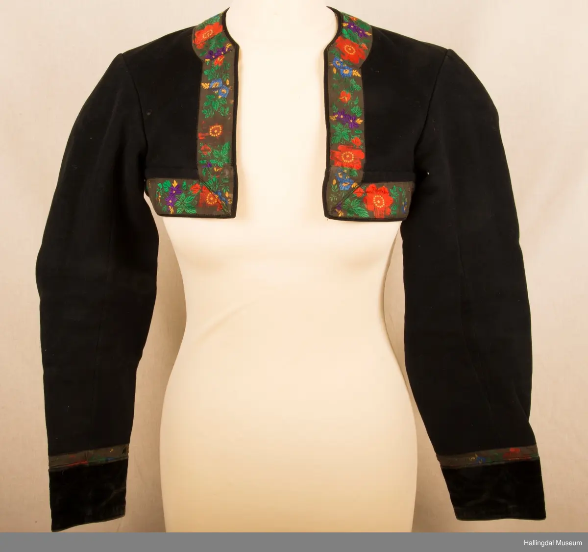 Bunad fra Hemsedal i Hallingdal