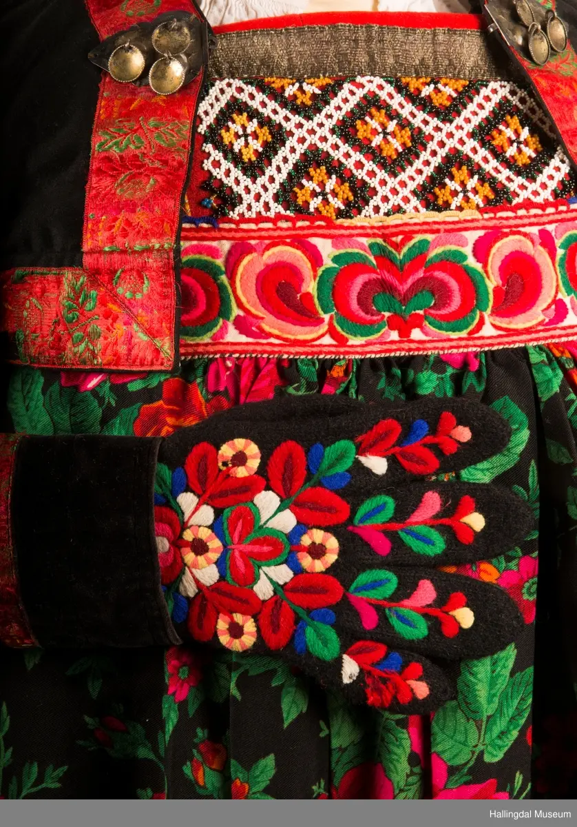 Bunad fra Hemsedal i Hallingdal