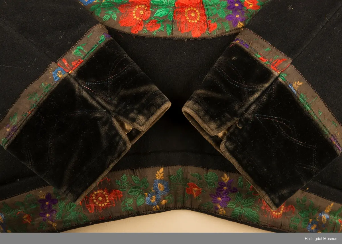 Bunad fra Hemsedal i Hallingdal