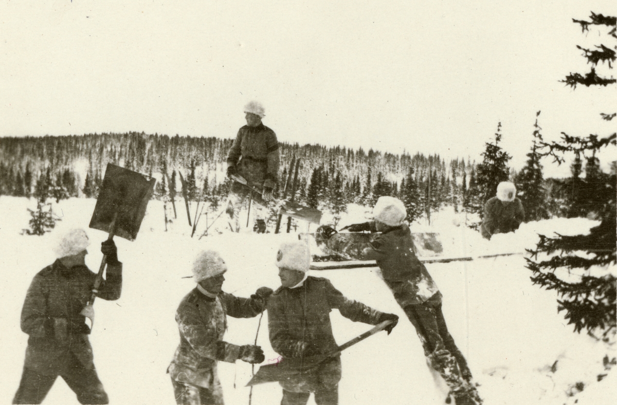 Vinterövning för elever på Krigsskolan Karlberg, troligen i Åre.