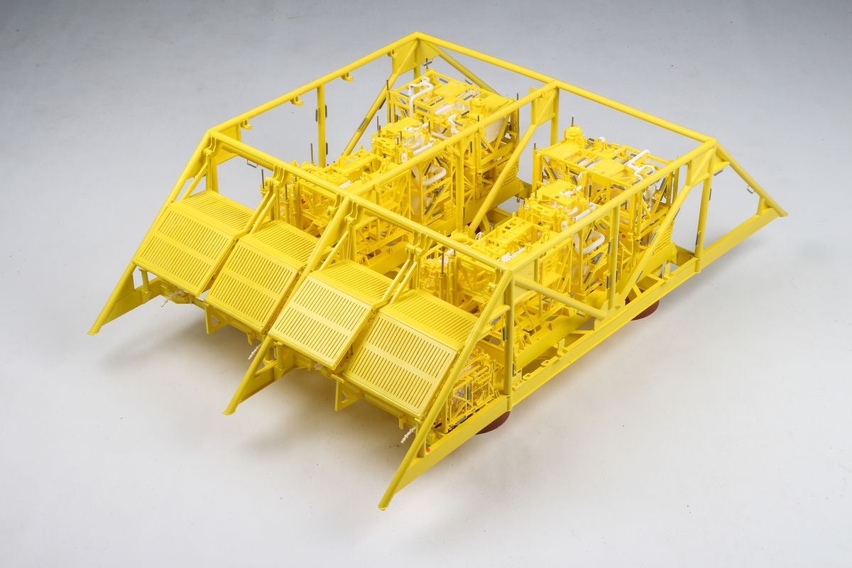 Modell av gasskompresjonsmodul. Modellen er bygget i målestokk 1:100.