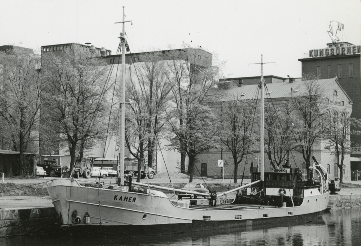Ägare:/1966-71/: Leo Bartkowiak. Hemort: Hamburg.