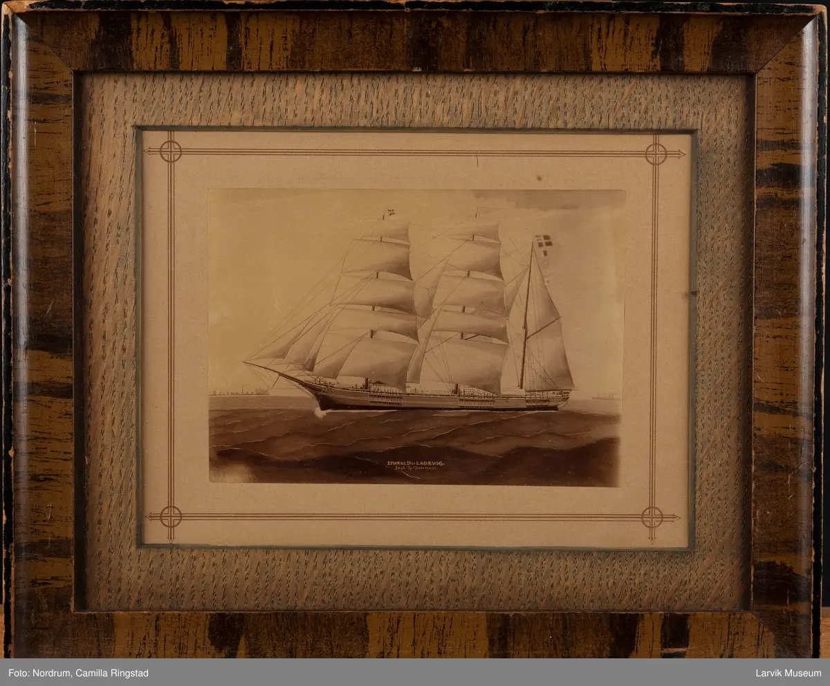 EMERALD av Larvik ( feilskrevet på bildet)