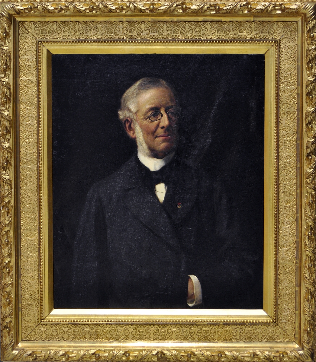 Oljemålning föreställande Gustaf Klintberg, av Johan Oscar Cantzler, 1885. Etikett på baksidan "Marsvinsholm".
Montering/Ram: Förgylld originalram