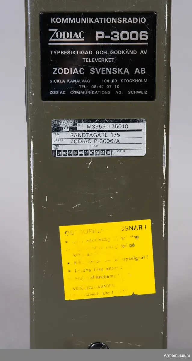 2 st Ra 175. Ursprungligen en civil "PR-radio” omtrimmad till 30 MHz. Lätt, bärbar och batteridriven station. Har använts inom hemvärnet och armén som skjutfältsradio där den särskilt uppskattades på grund av sin användarvänlighet och lätthet. Införd och använd under 1980-talet. Apparaten ska då vara godkänd men användaren behöver inget tillstånd. Ej krypterad och kan störas och avlyssnas. Ultrakortvågsradio som ersatte och kompletterade den tyngre och otympligare Ra 122.