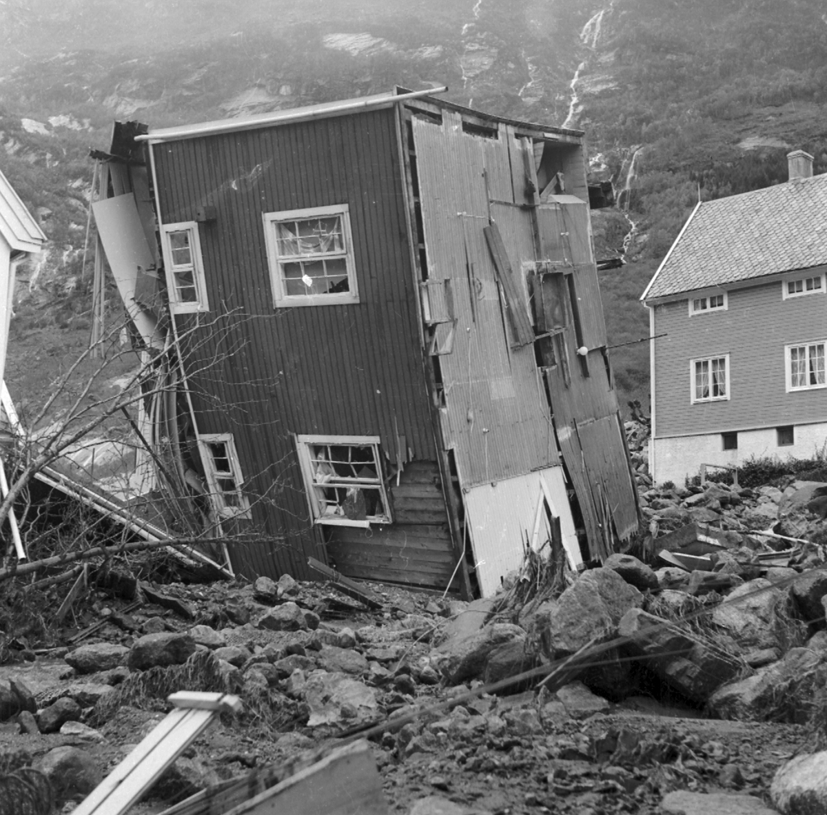 Flaumen på Egne Hjem i 1962 velta bustadhus.