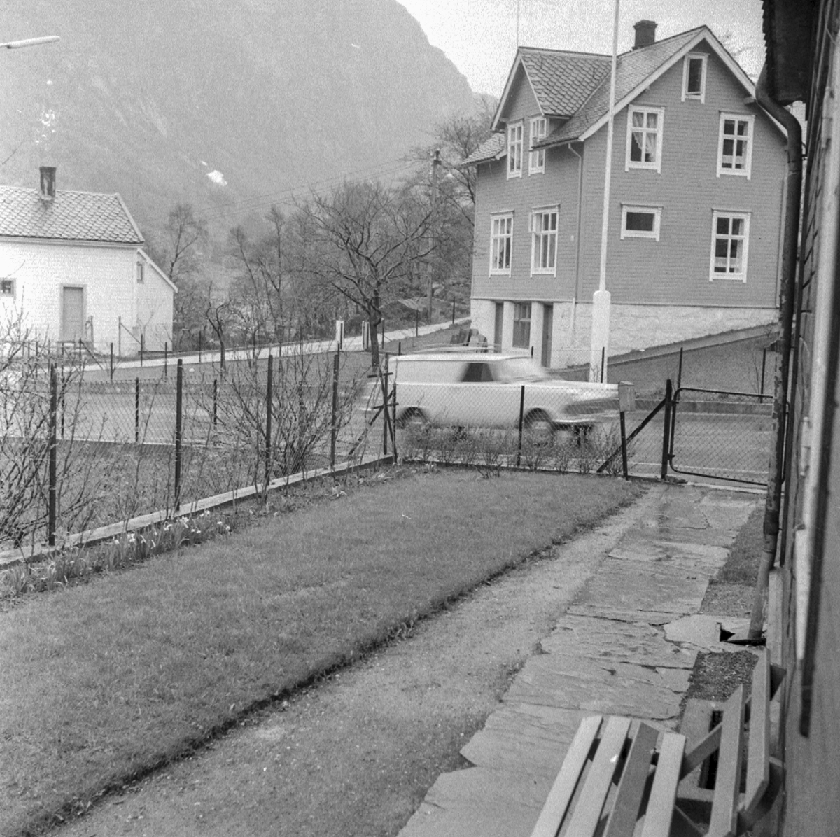 Bustadhus på Jordalsvegen, Åstø.