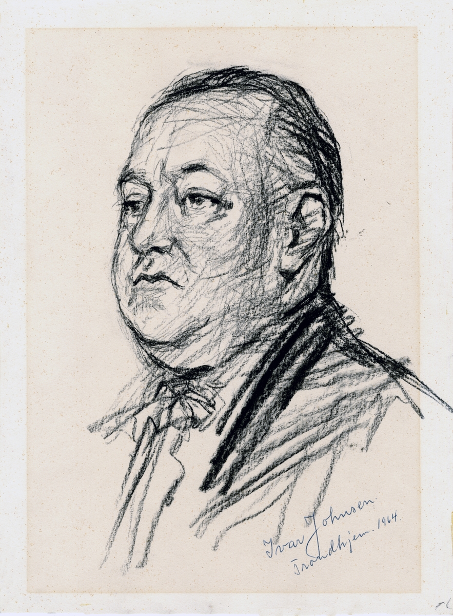 Portrett i halvprofil som forestiller Ivar Johnson.