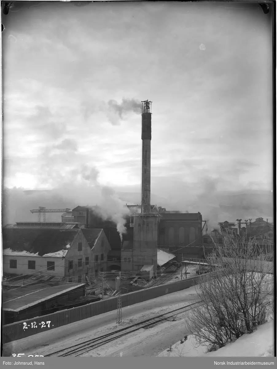 Luftinntakstårn Hydrotårnet ("Minareten") sett fra Jernbaneveien.