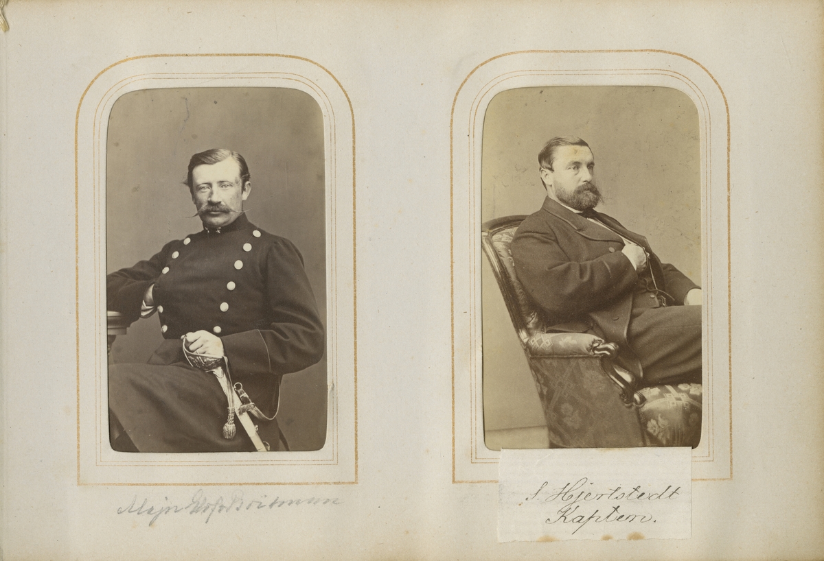 Porträtt av Svante Gustaf Hjertstedt, major vid Andra livgrenadjärregementet I 5.

Se även bild AMA.0001920.