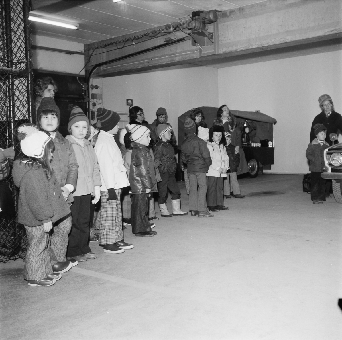 Barntrafikskola avslutas i Tierp, Uppland, april 1972