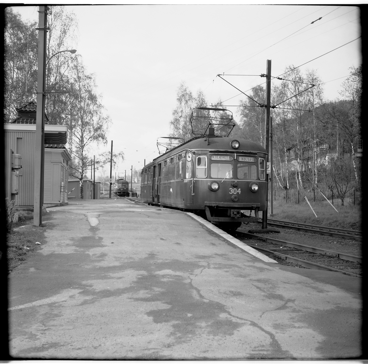 Aksjeselskap Bærumsbanen, SS C1 304 på Kolsås station.