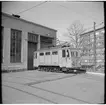 Helsingin Kaupupungin Liikennelaitos, HKL 2 slipvagn utanför vagnhallen Vallgård.