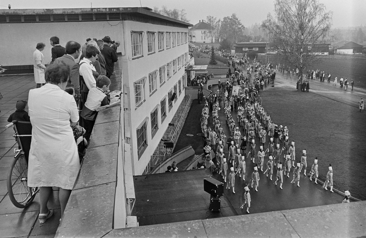 Østlandske Vanførehjem, 17.mai tog, skoletoget, Bekkelaget, 