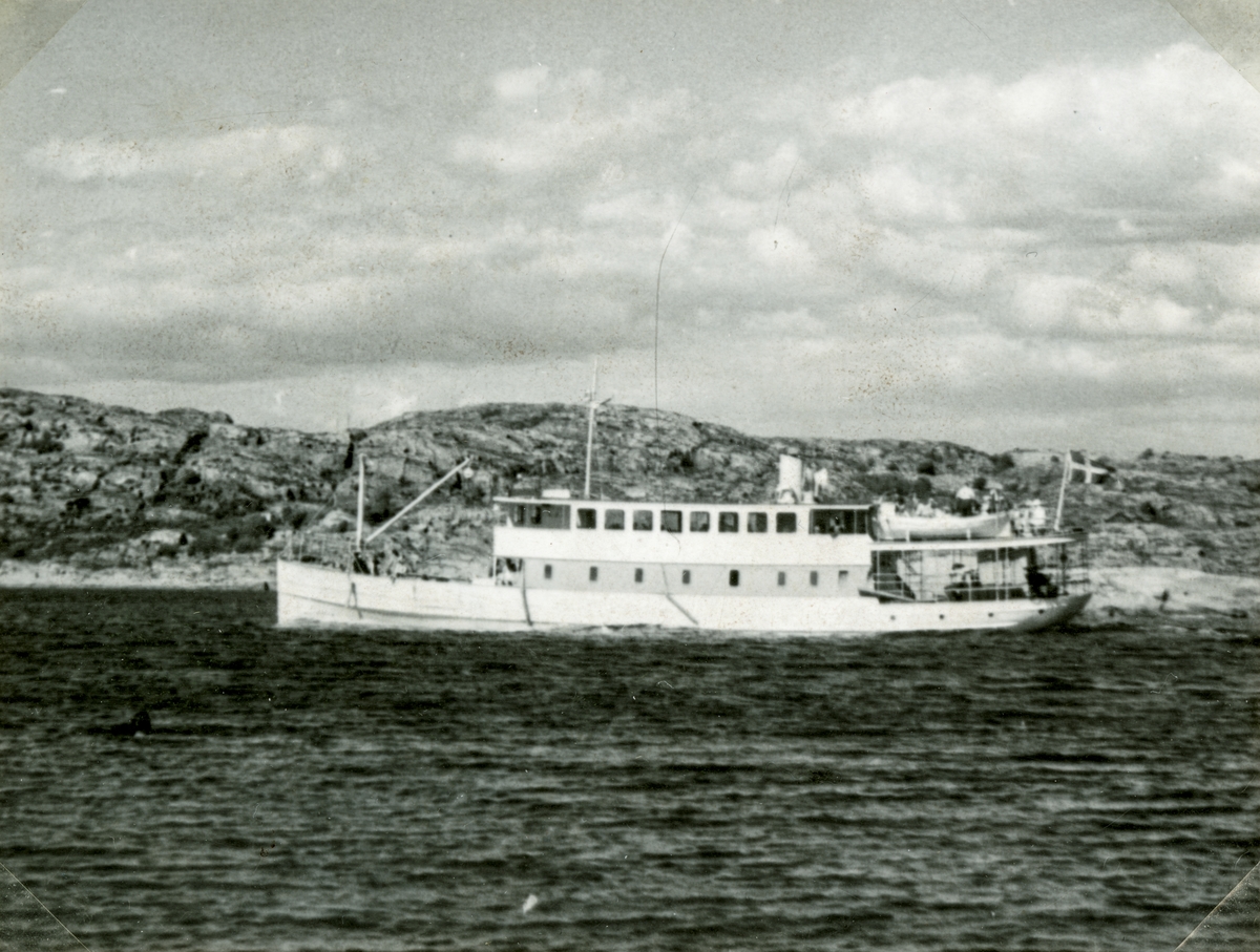 Faryget Soten fotograferad vid malmön i Bohusläns skärgård.